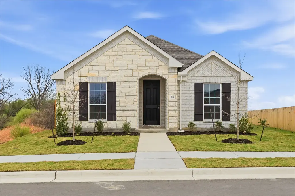 215 Bellie Lane, Kyle