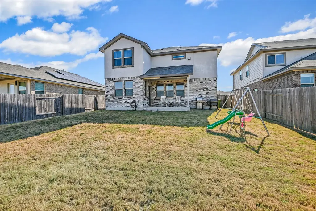 13604 Rosebud Isle, Manor