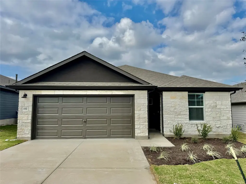 440 El Capitan Loop, Dripping Springs