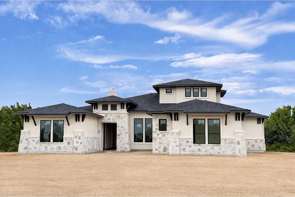 1007 Isabella Cove, Liberty Hill
