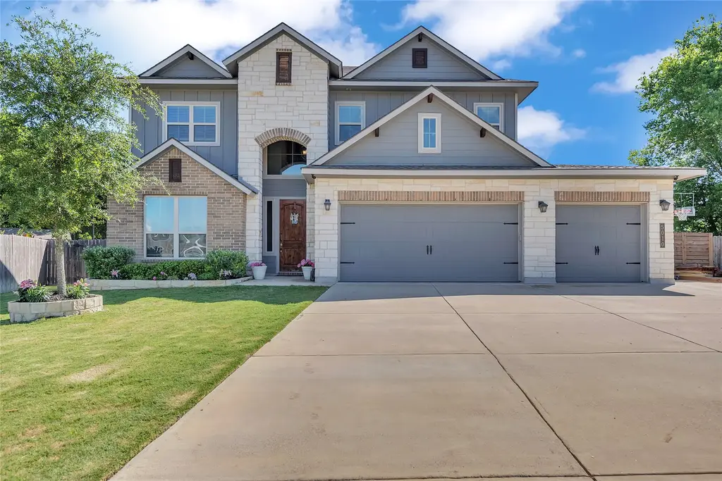 5010 Fallen Tree Drive, Temple