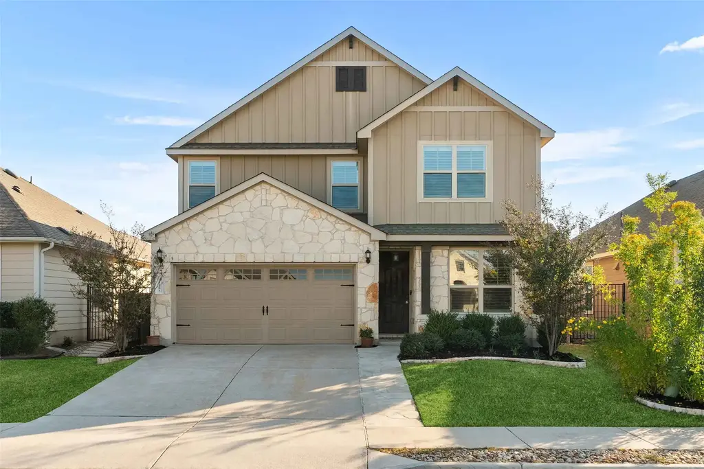 127 Russet Trail, Georgetown