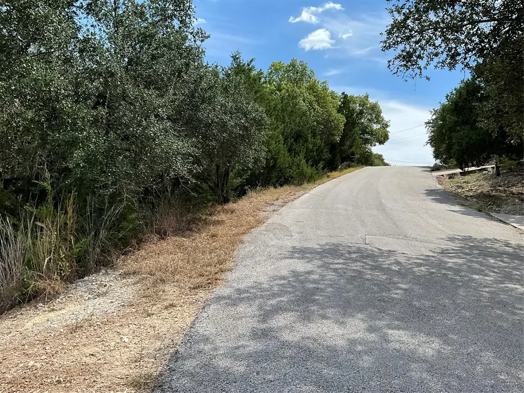 20904 And 20906 Tomahawk Street, Lago Vista