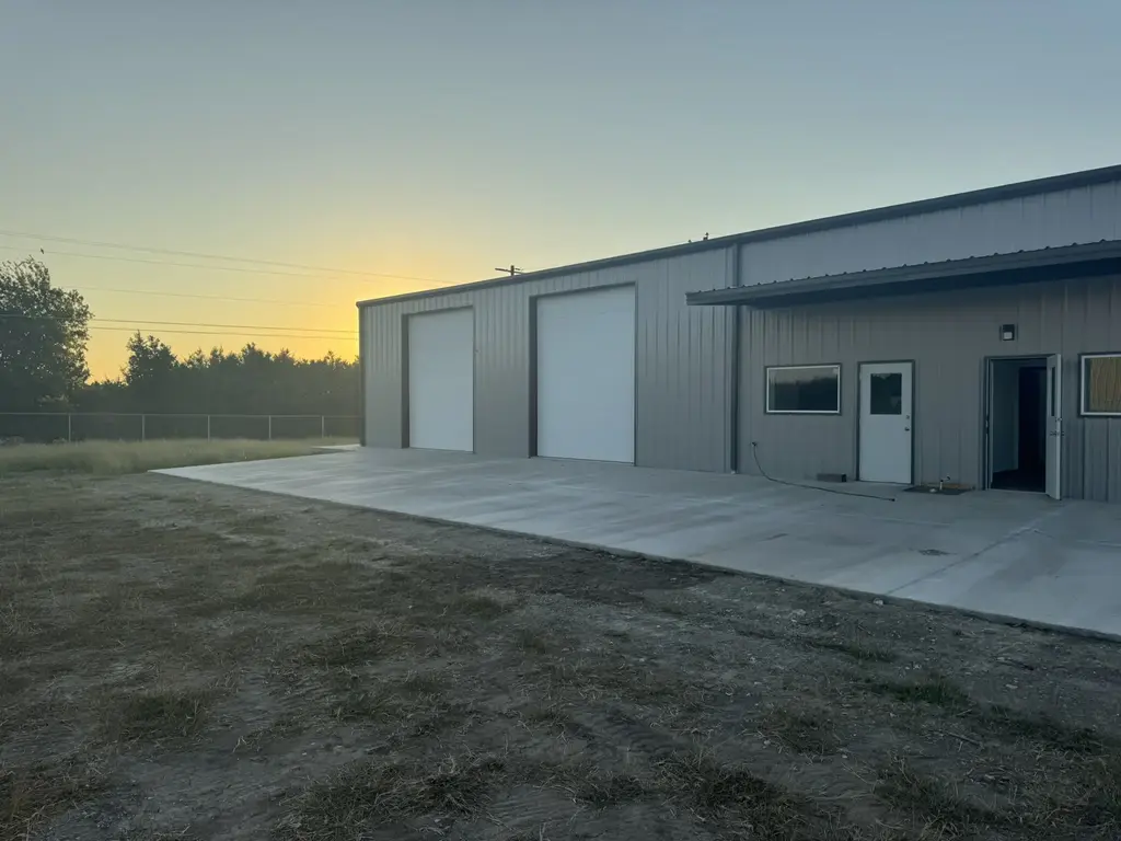 4362 E 29 Highway B, Bertram