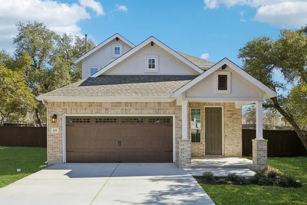 2605 Sam Bass Road 111, Round Rock