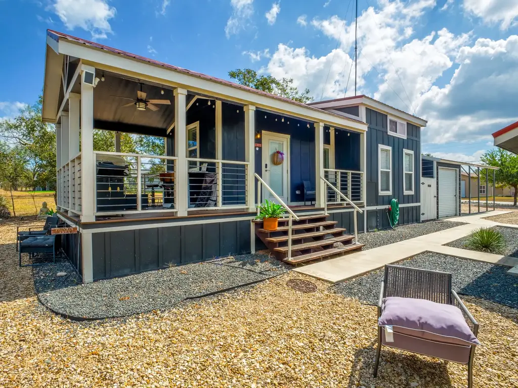 4113 Hermosa Drive, Kingsland