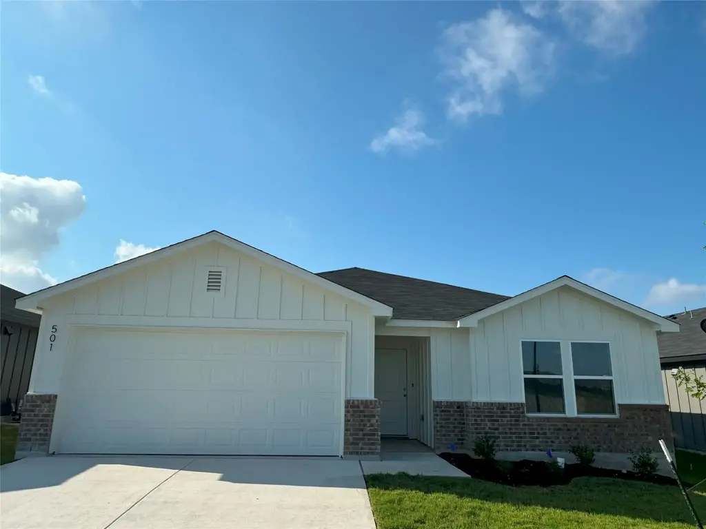 501 Double Vision Road, Jarrell