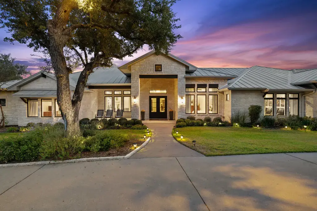 18601 Madrone Vista Drive, Austin