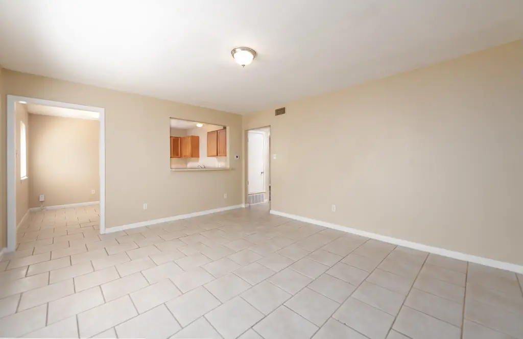 7300 Twin Crest Drive 201, Austin
