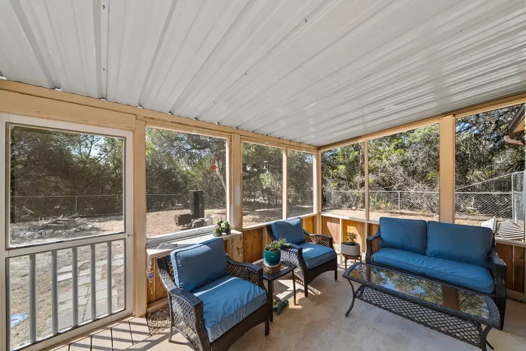 1369 Lakeview Drive, Canyon Lake