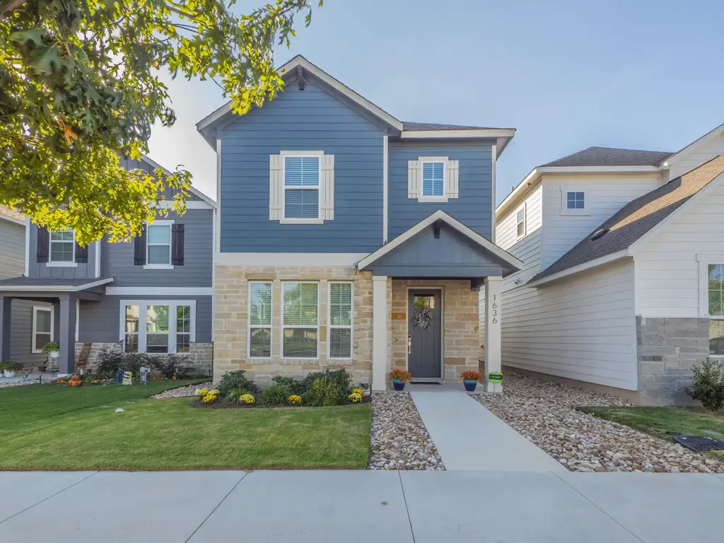 1636 Bella Drive, Leander