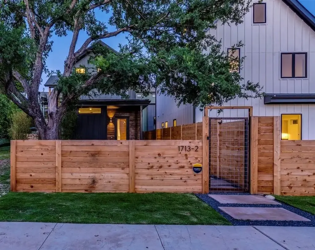 1713 E M Franklin Avenue 2, Austin