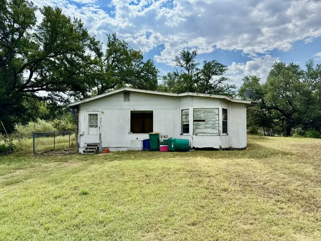2501 Belaire West Lane, Marble Falls