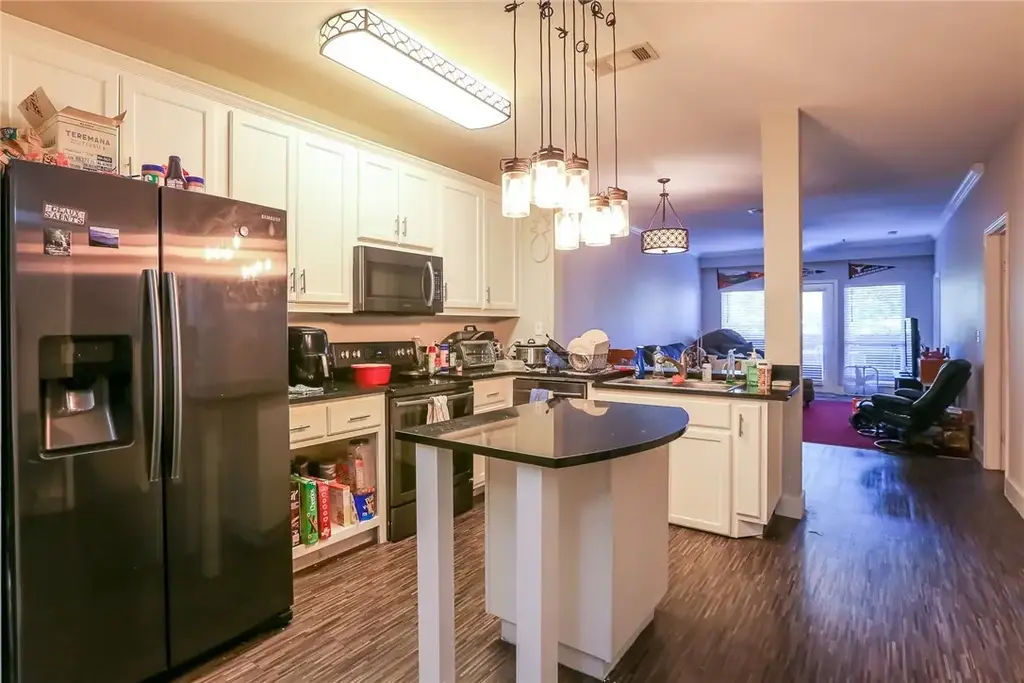 910 W 25th Street 205, Austin
