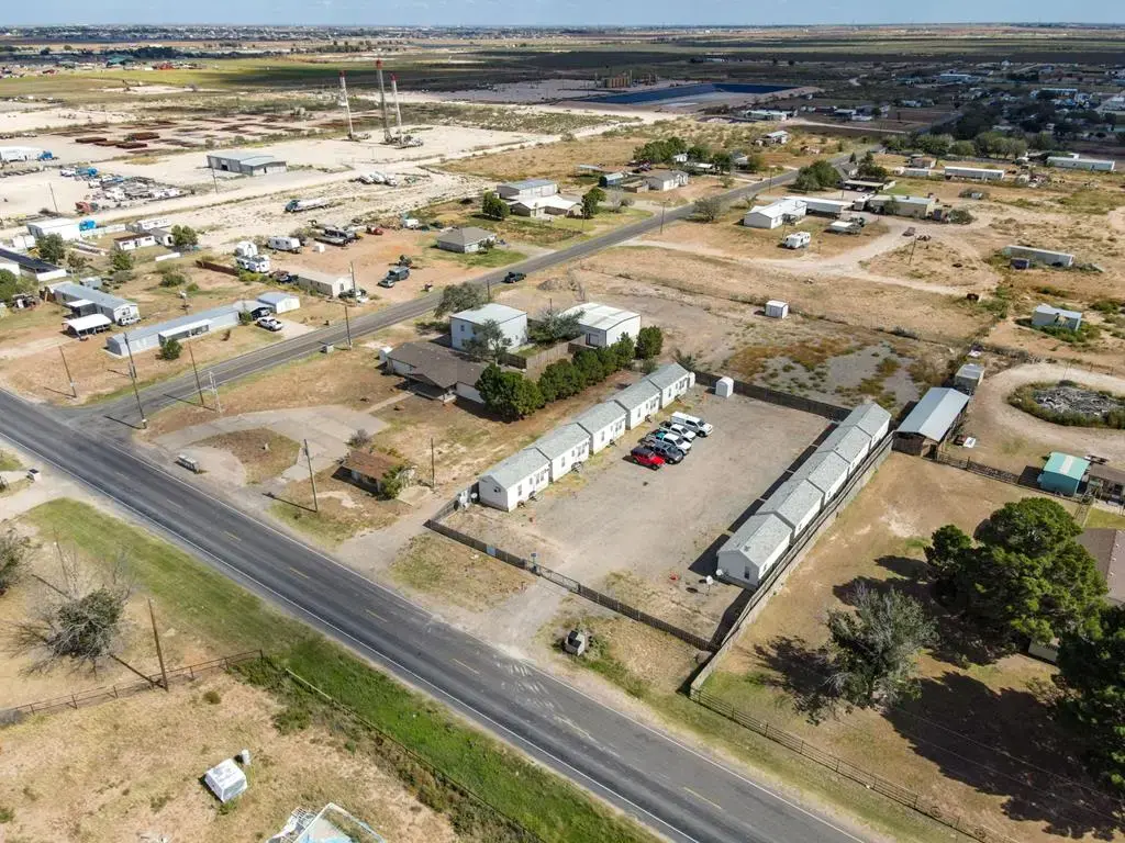 4301 S County Road 1135, Midland