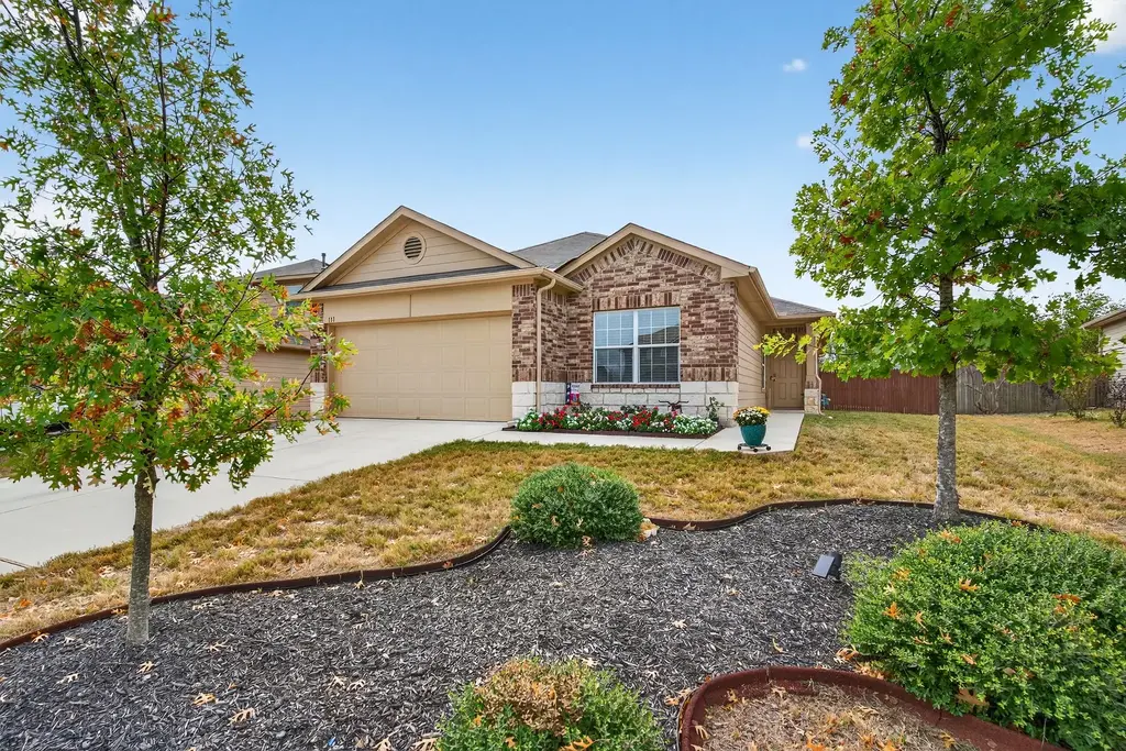 131 Coleto Creek Loop, Kyle