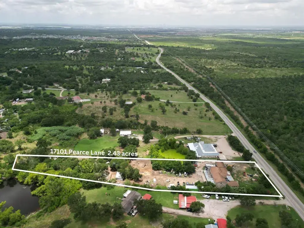 17101 Pearce Lane, Del Valle