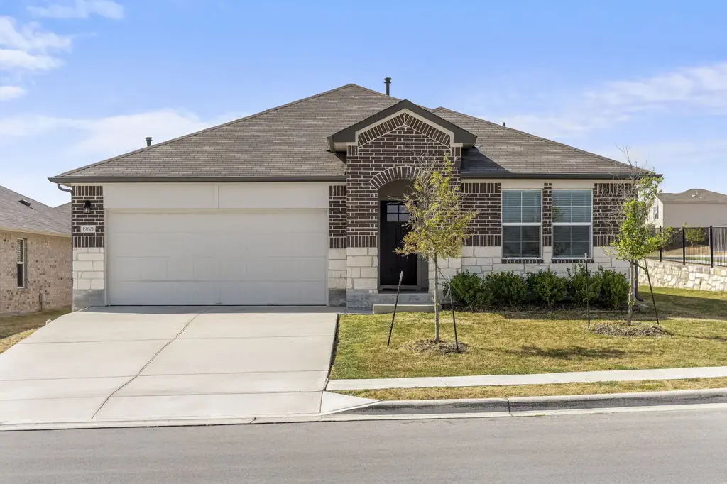 19601 Abigail Fillmore Road, Manor