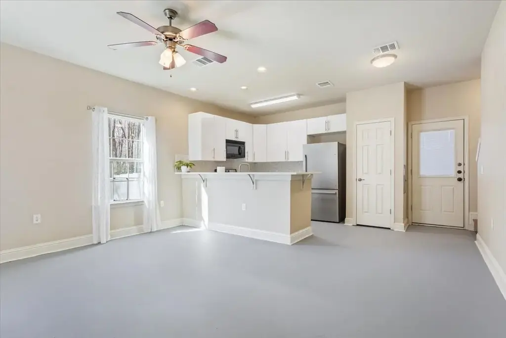 1210 E M Franklin Avenue B, Austin