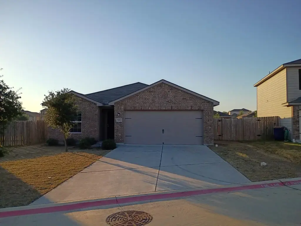 5013 Cressler Lane, Jarrell