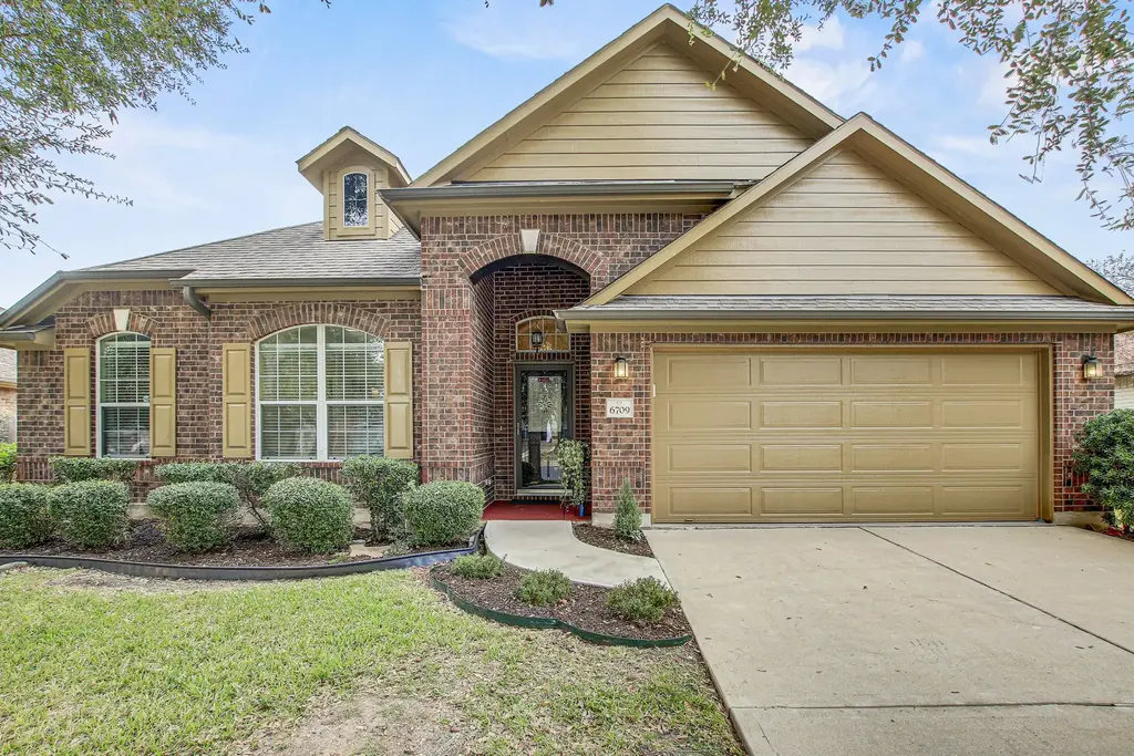 6709 Cromarty Lane, Austin
