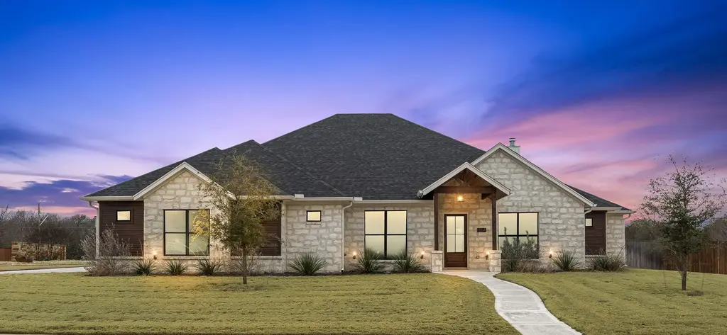 814 Norfolk Drive, Temple
