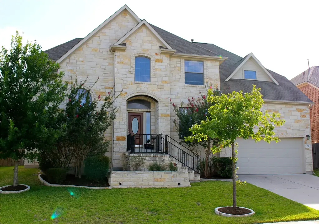 7617 Menler Drive, Austin