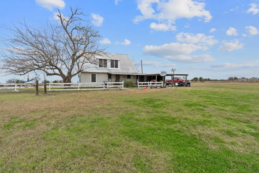 763 Upper Elgin River Road, Elgin