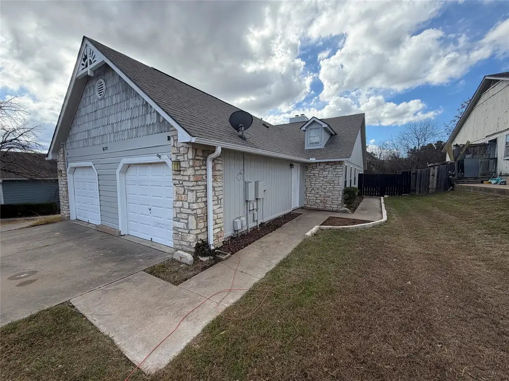 507 Cutty Trail B, Lakeway