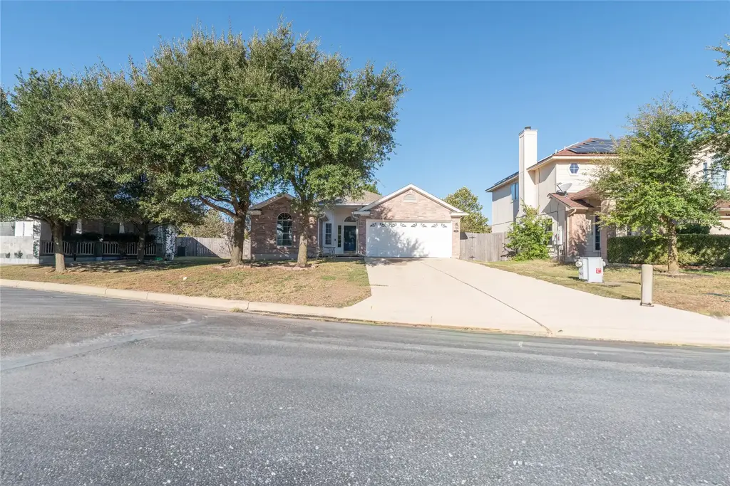 216 Brickyard Lane, Jarrell