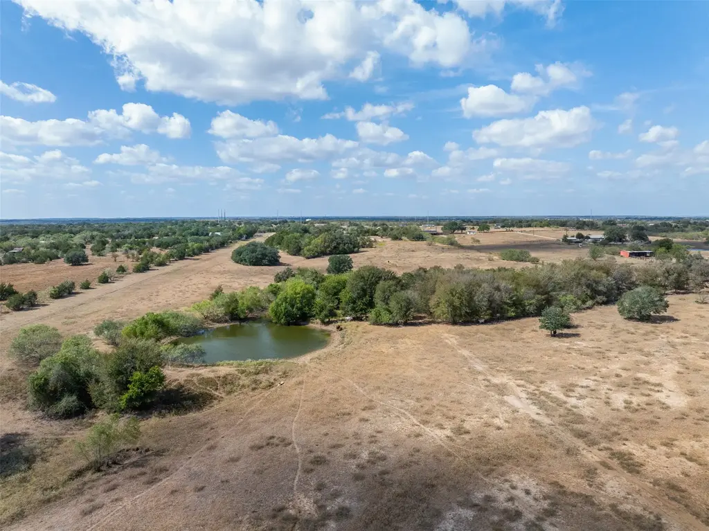 11915 Fm 86, Lockhart