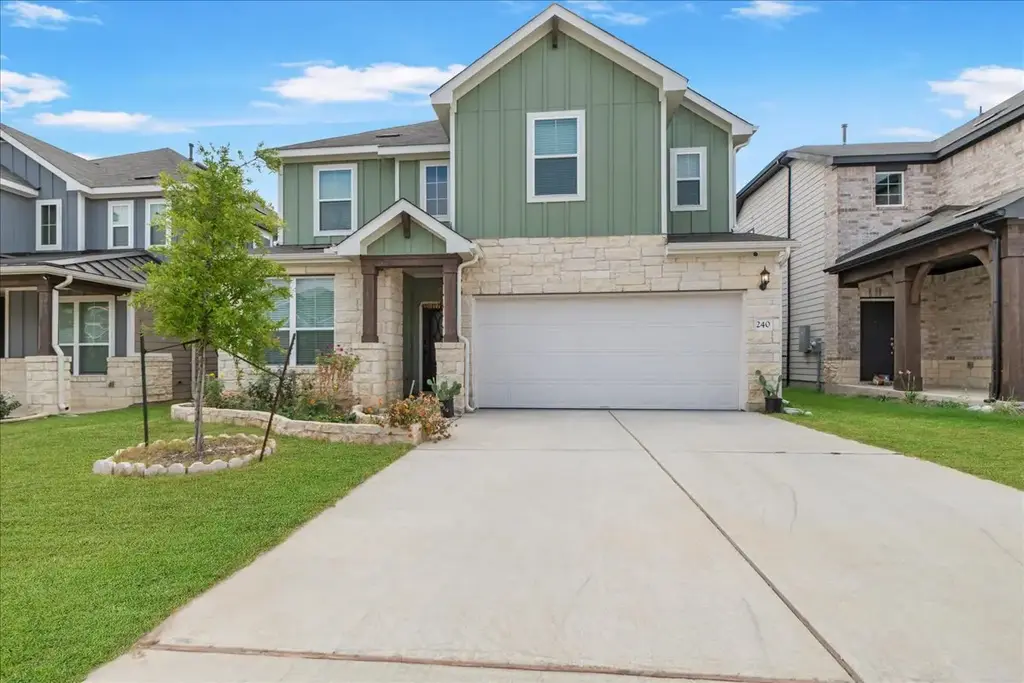 240 Inlet Lane, Leander