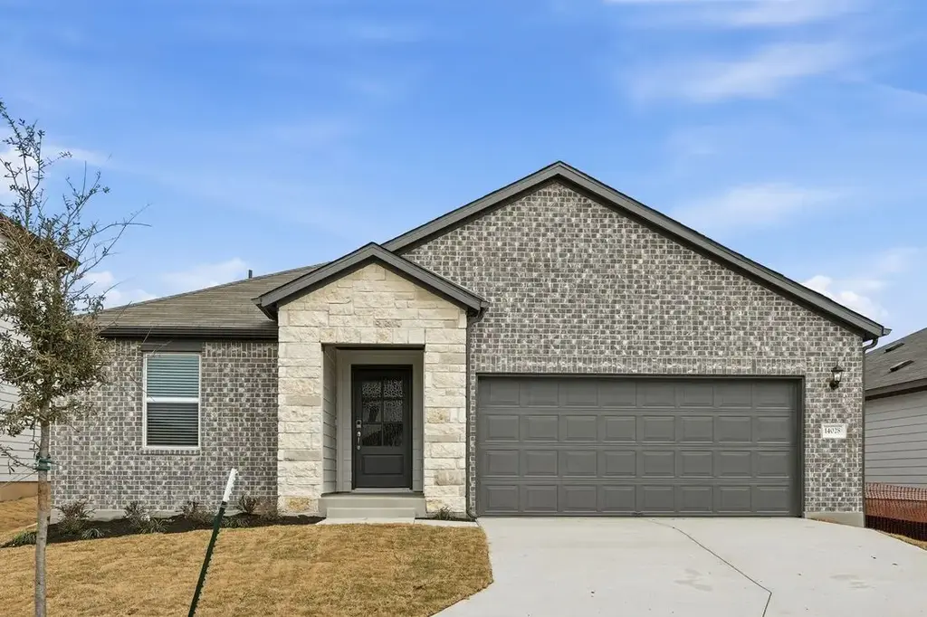 14028 Axel Johanson Drive, Del Valle