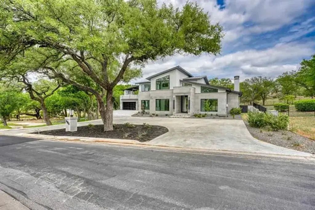 405 Bay West Blvd, Horseshoe Bay