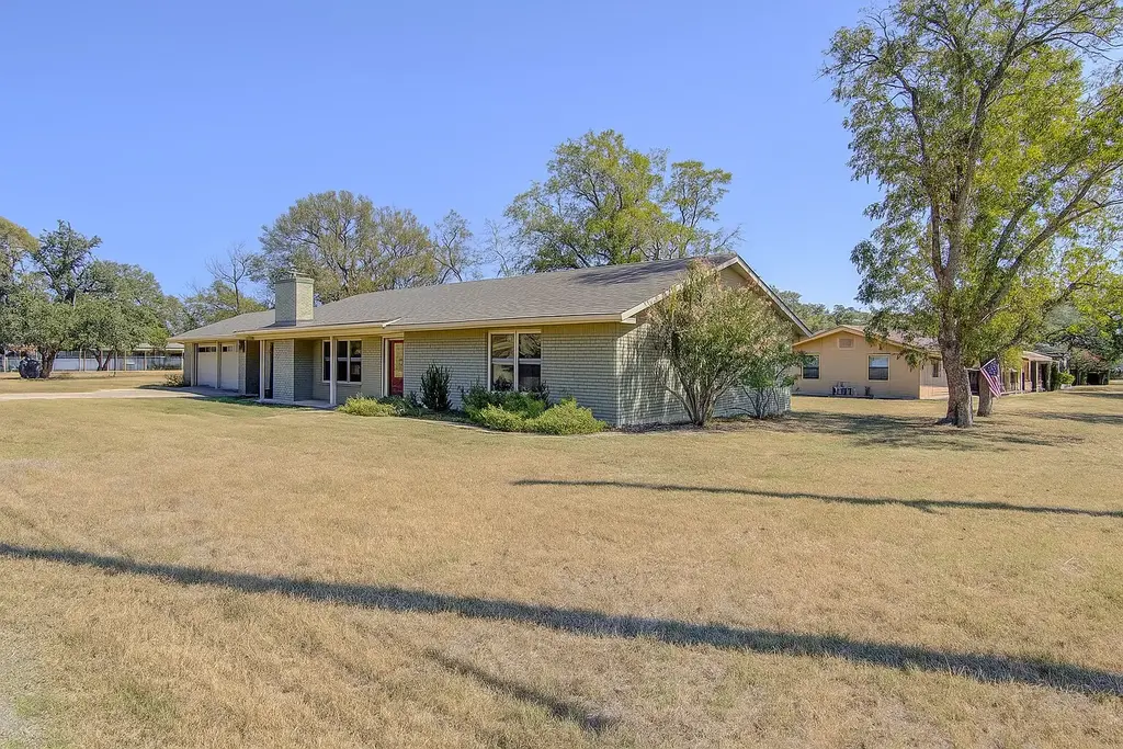 1013 Highland Drive, Highland Haven