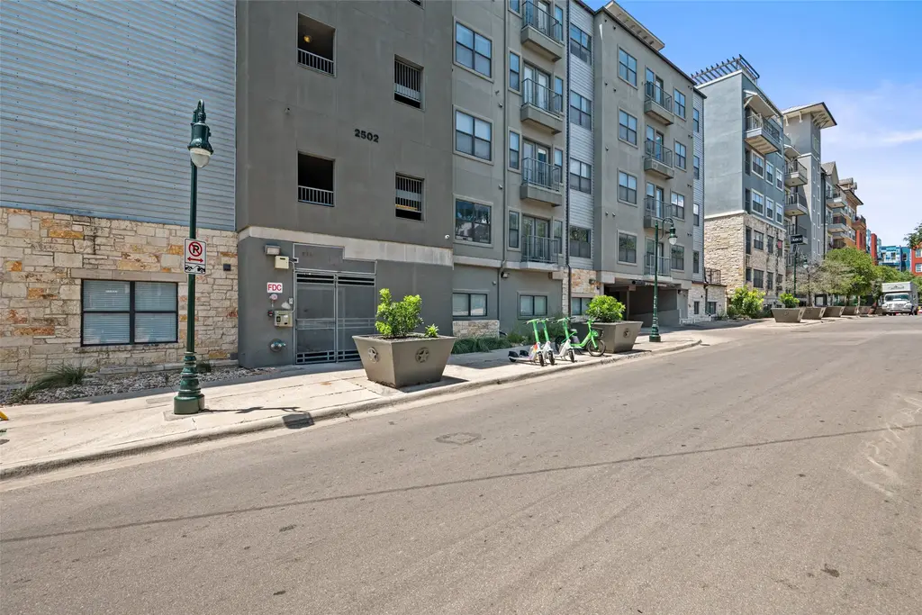 2502 Leon Street 417, Austin