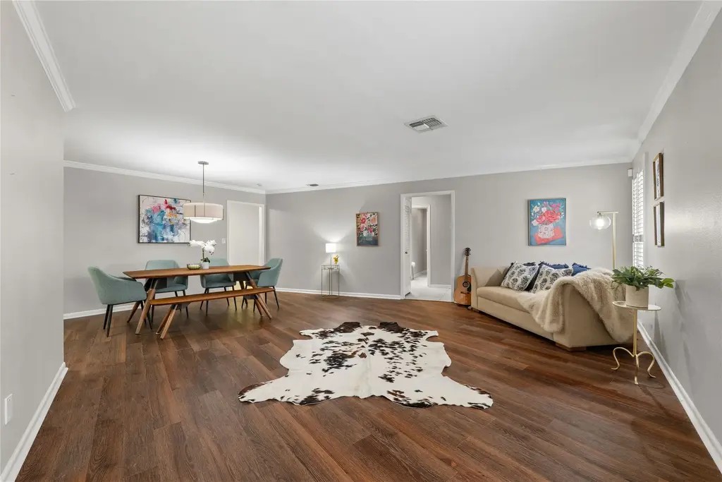 201 Ellwood Street 111, San Antonio