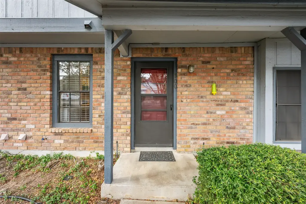 1411 N Gracy Farms Lane N 100, Austin