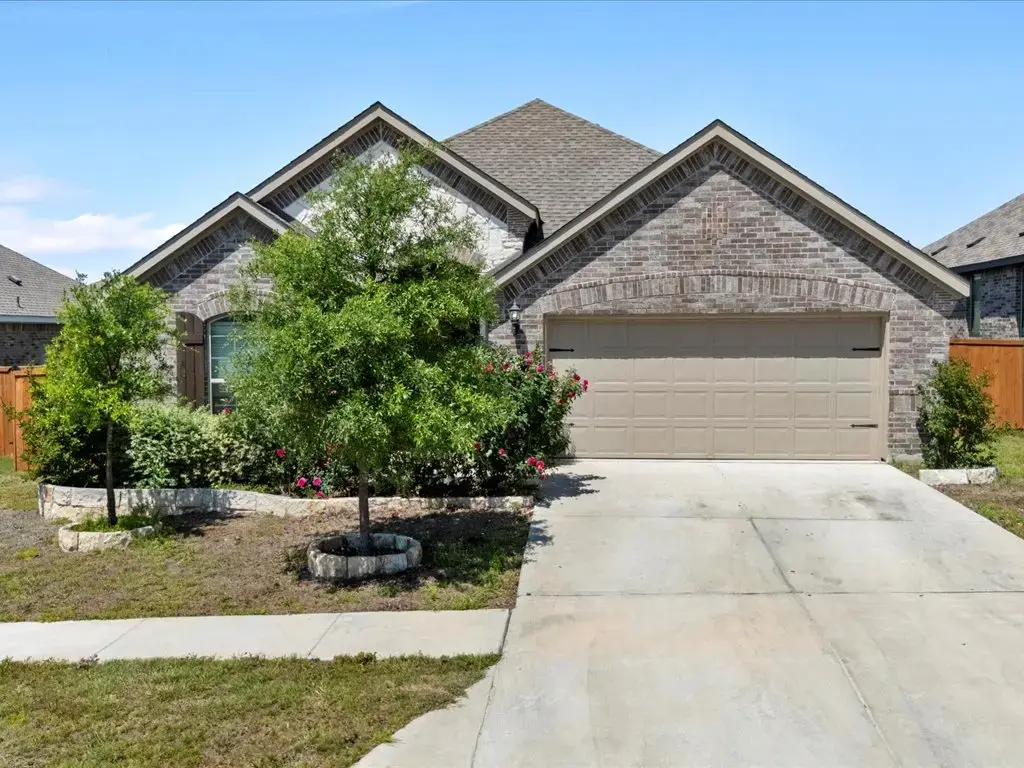 693 Spinnaker Loop, Kyle