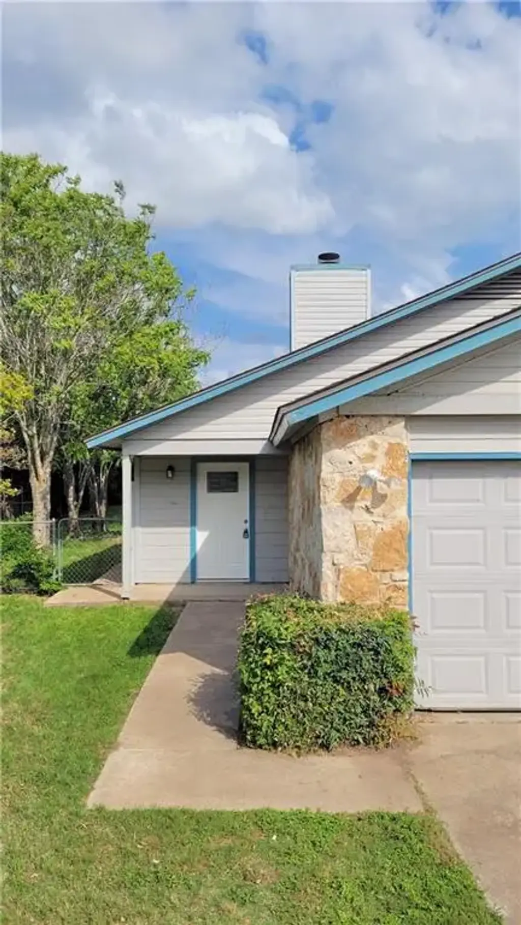 15405 Spring Hill Lane B, Pflugerville