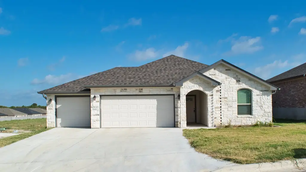 3826 Leming Court, Temple