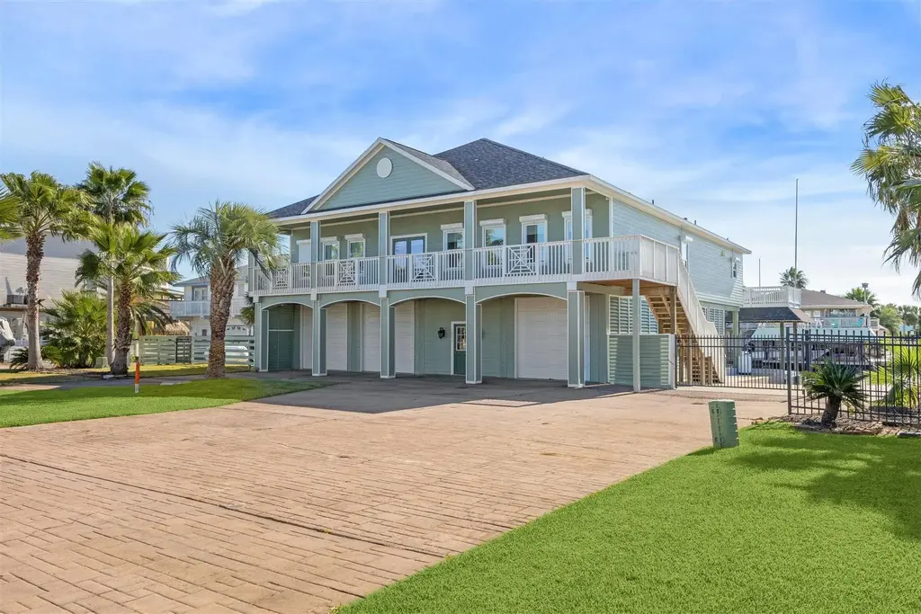 1315 Tiki Drive, Galveston
