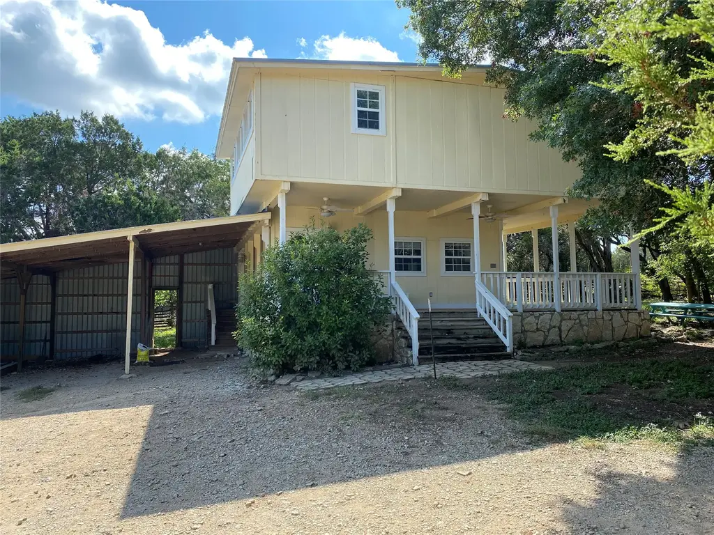 19050 W Fm150 1, Driftwood