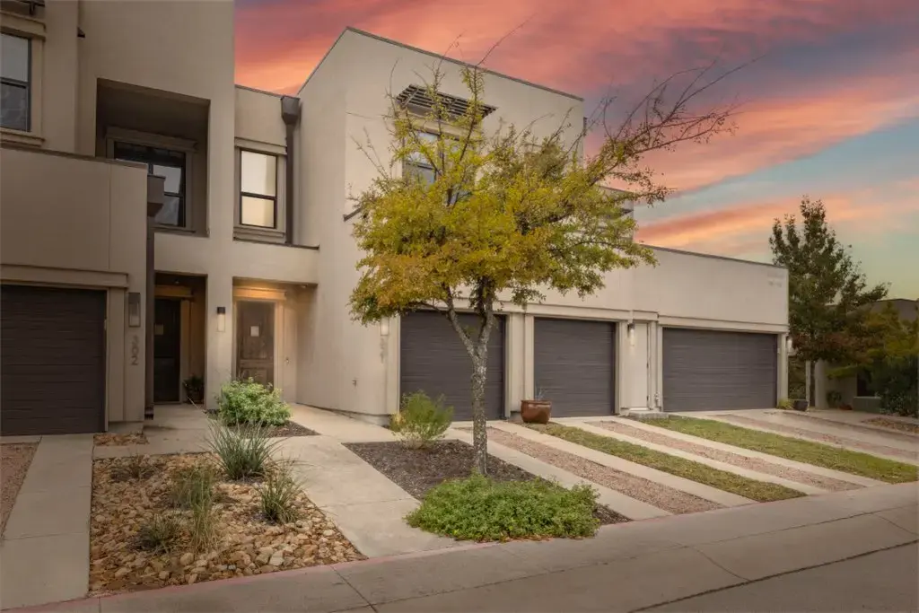 8200 Southwest Parkway 321, Austin