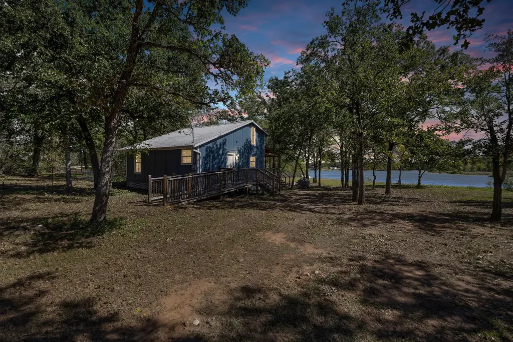 131 Moccasin Bend Drive, Smithville
