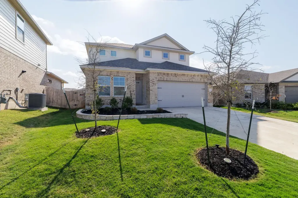 17609 Fairbridge Lane, Manor