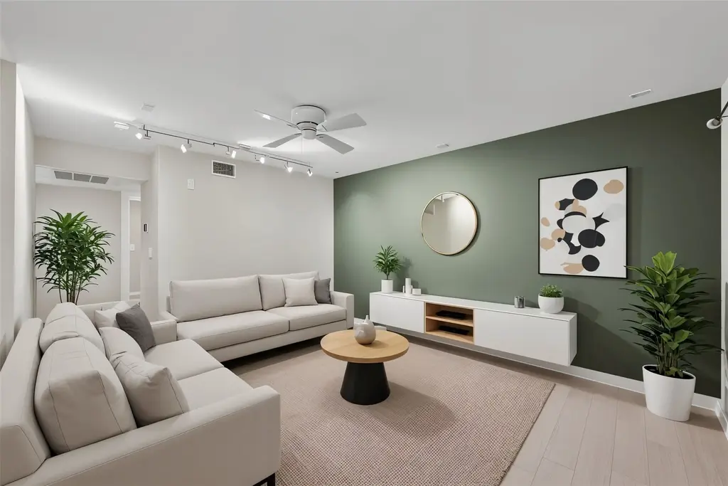 2200 Dickson Drive 113, Austin