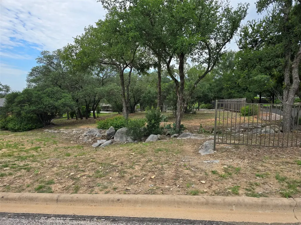 604 Via Viejo, Marble Falls