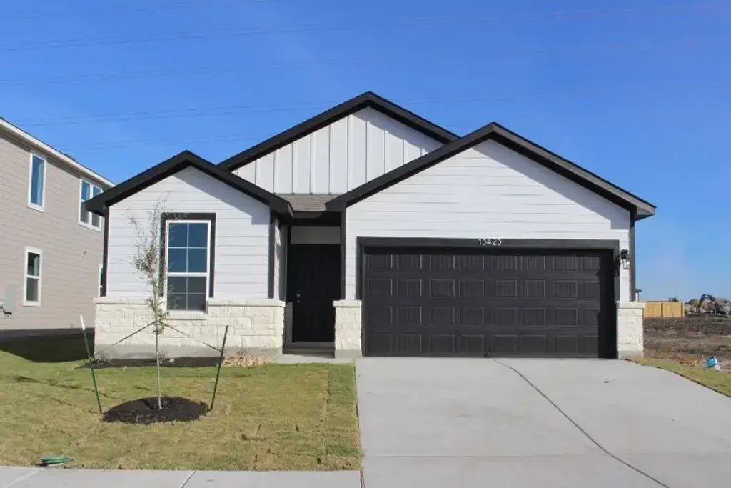 13423 Derby Ride Drive, Buda
