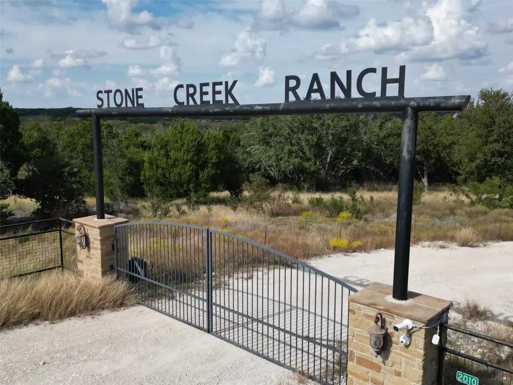 1 Stone Creek Ranch Drive, Evant